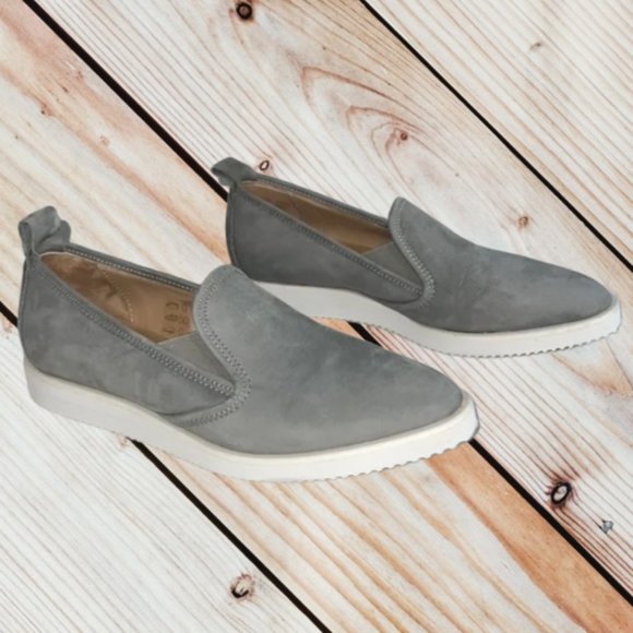 Everlane Nubuck Street Shoe - Picture 6 of 8
